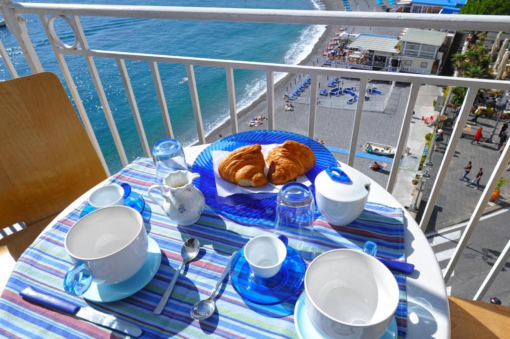 Dolce Vita A Amalfi Habitación foto